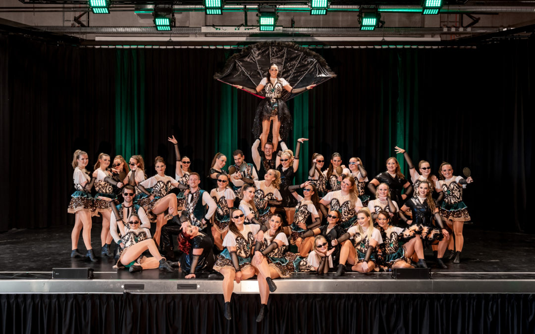 Kölsche Fashionshow – wenn die Bühne zum Catwalk wird